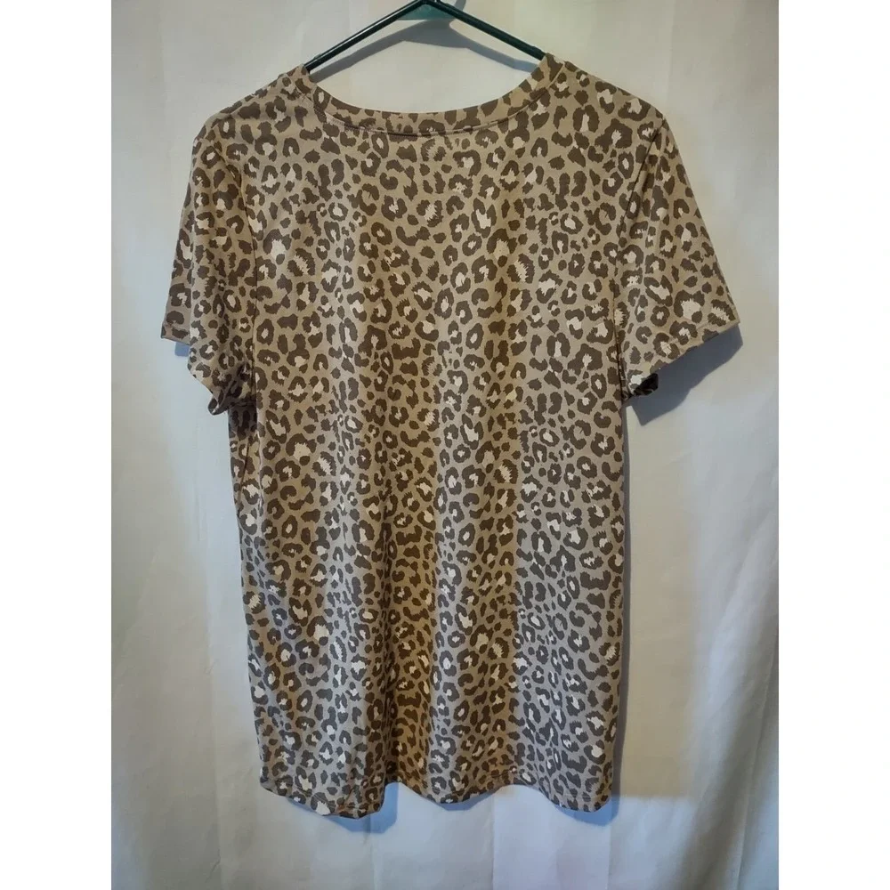 Zoe + Liv Top Women XXL Leopard Print Boho Streetwear Tan Brown High Low T-Shirt
